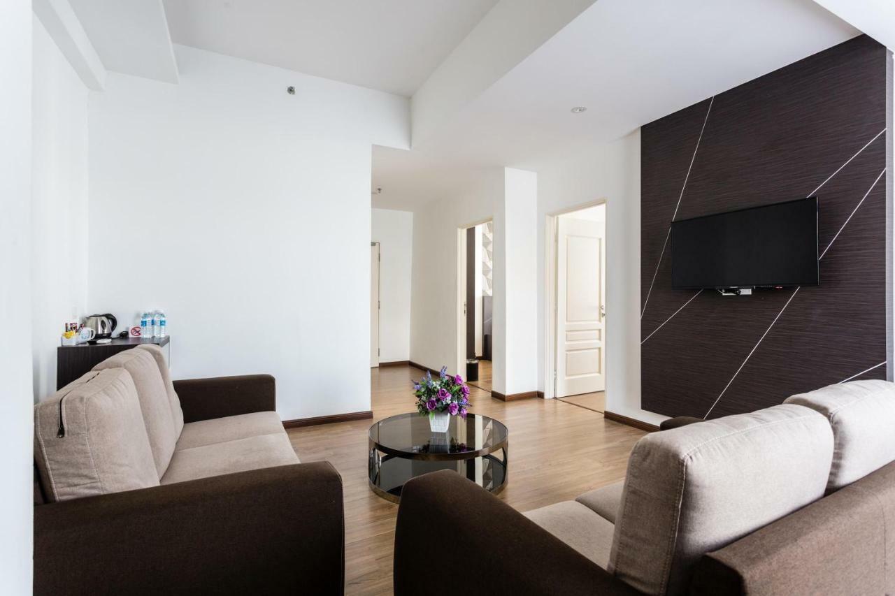E-Red Hotel Melaka Экстерьер фото